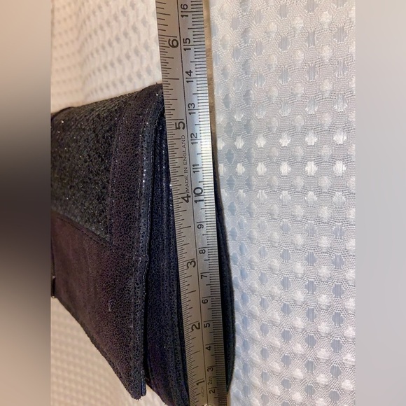 Women’s‎ Le Château sparkly and shiny black chic Clutch with removable chain - Picture 10 of 14